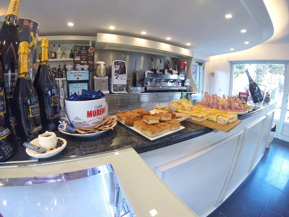 Vendo bar - rosticceria - pasticceria